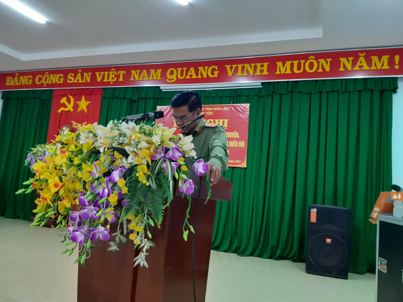 ÔNG Y THU